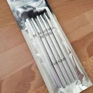 F.A.R.A.H  Makeup Brushes